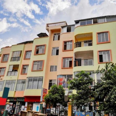 Hotel H K Residency Near Kalakshetra Guwahati Esterno foto