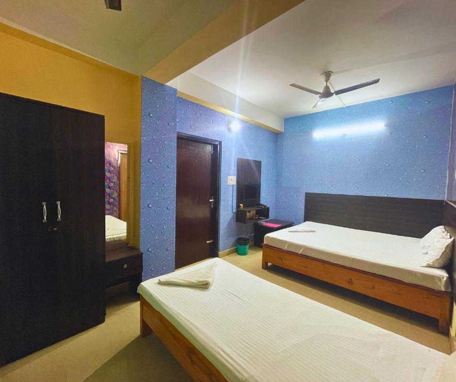 Hotel H K Residency Near Kalakshetra Guwahati Esterno foto