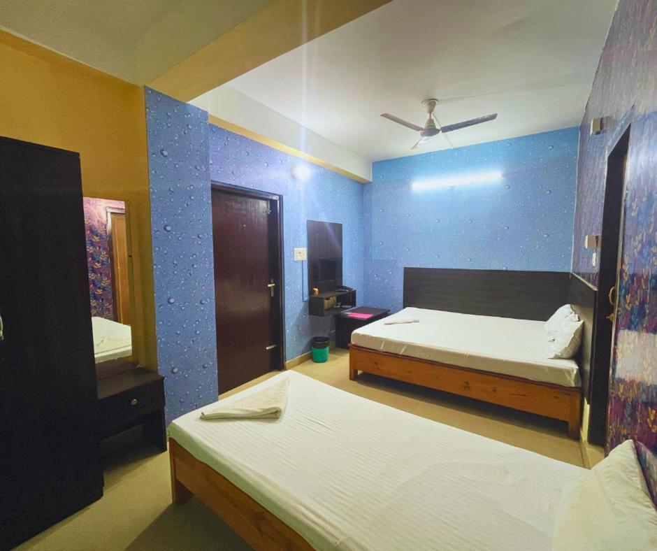 Hotel H K Residency Near Kalakshetra Guwahati Esterno foto