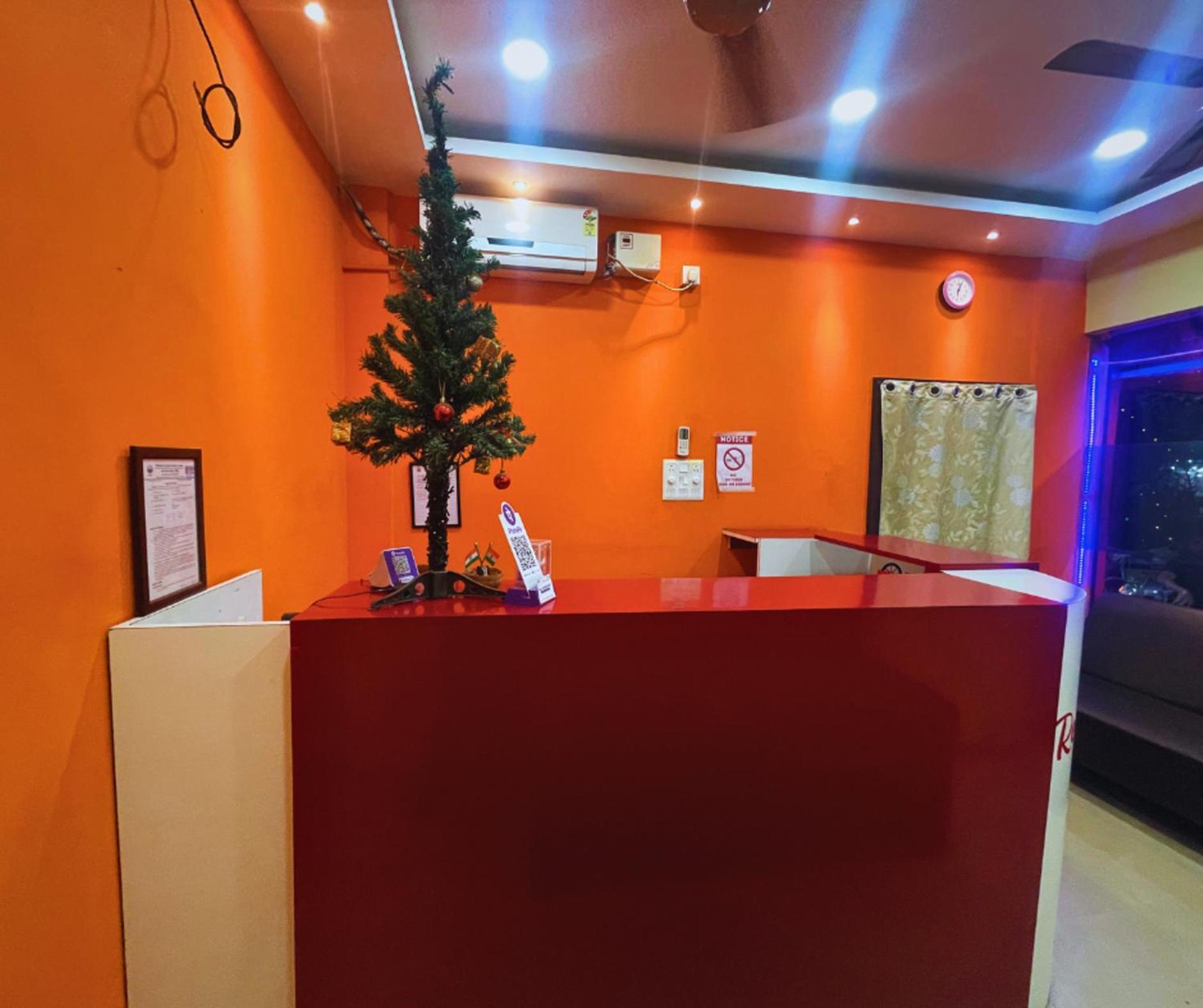 Hotel H K Residency Near Kalakshetra Guwahati Esterno foto